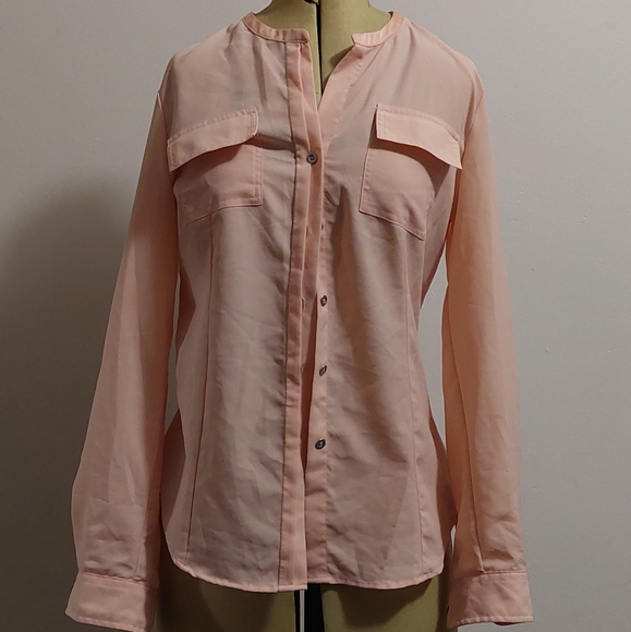 Calvin Klein Tops - Calvin Klein blouse 👚